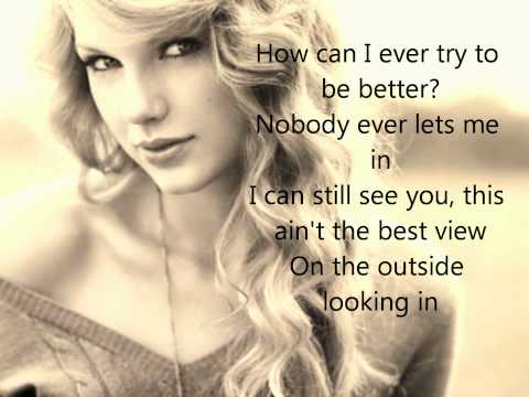 Taylor Swift Outside