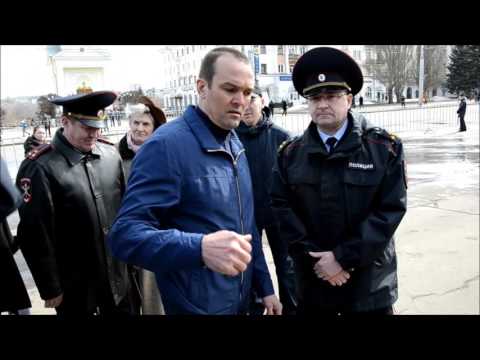 Глава Чувашии Михаил Игнатьев с позором убегает