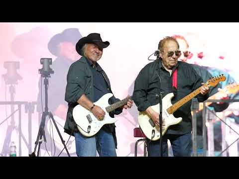 DIK DIK in concerto a Borgomanero 2024