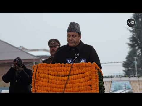 Minister #JavedDar unfurls National flag on #RepublicDay at DPL Baramulla.