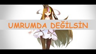 Musik-Video-Miniaturansicht zu Umrumda Değilsin Songtext von AnimeciShirin