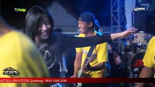Download lagu AREDA Mawar hitam mp3