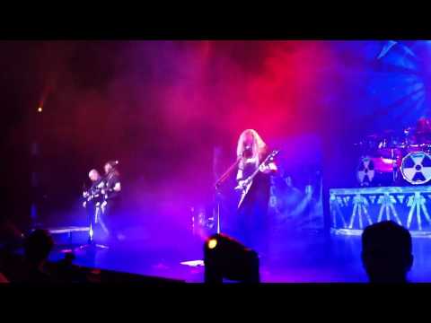 Megadeth - With Kerry King Onstage - Rattlehead - Live - 2010 - Gibson Amphitheatre