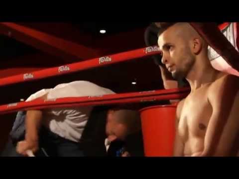 MOEY WAR ON THE NORTH SHORE 26