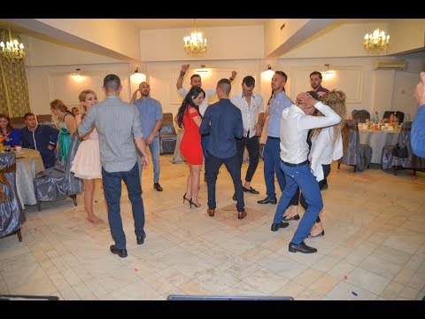 06 MANELE frumoase la BOTEZ LIVE%