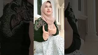 Download lagu Kamu cari cowok yang bagaimana sih 😀 #shots #komedi #funny mp3 Download lagu Kamu cari cowok yang bagaimana sih 😀 #shots #komedi #funny mp3