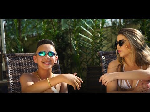 Mc Yellow - Linda Loirinha (WES Produtora) DJ Buiu