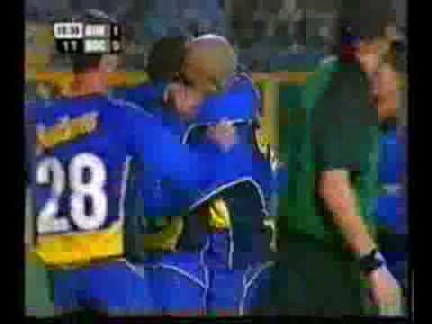 Gol de Delgado a Gimnasia (Boca 2-Gimnasia 2 02-09-2001)