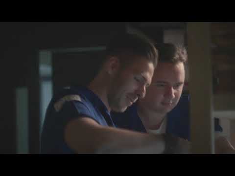 Showbiz, Divolly & Markward vs Balkan Beat Box   Smatron  1080p