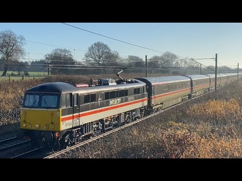 87002 & DVT 82139 Working Crewe H.S. to Carlisle at Acton Bridge 13th January 2022 #arthurgrowler
