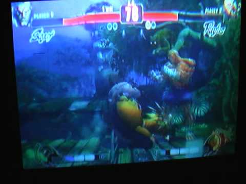 Slizzle (Sa) vs F Word (Ru) - What is a Daigo? vs Team Sky #SF4