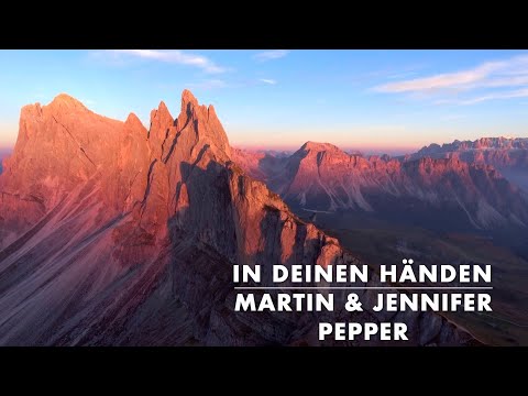 In deinen Händen | Martin und Jennifer Pepper | Lyric Video