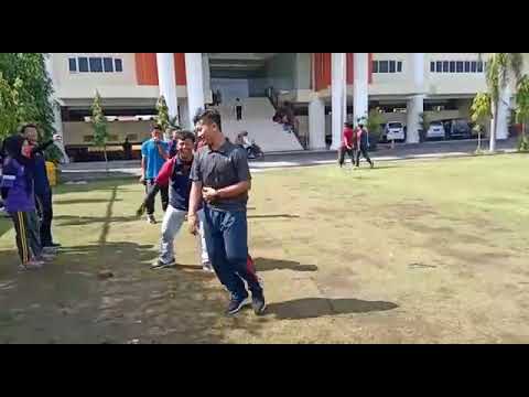 ''CEKLEN'' permainan tradisional dari Sulawesi utara Oleh PJKR UPGRIS 5G Angkatan 2017