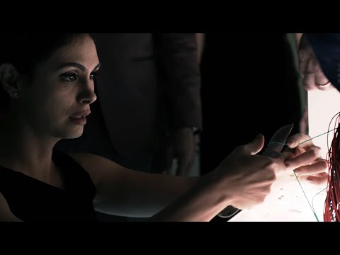 Lee Defuses Jeremiah Valeska's Bomb (Gotham TV Series)