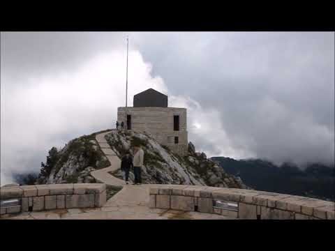 Черногория. На горе Ловчен. Мавзолей Петра II Петровича Негоша.