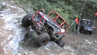 preview picture of video 'Black Samurai, nice sidehill climb  at the Badlands offroad park'