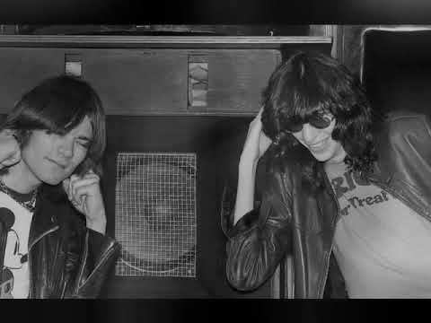 RAMONES  John Peel Show: Punk Special - 10 December 1976 I Don't Wanna Walk Around with You