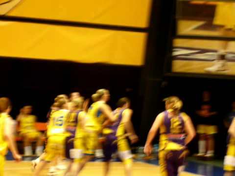 Marketa Bednarova ZVVZ USK Praha - Basket Slovanka