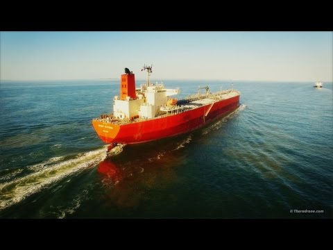 Tankers Magic Victoria & José Progress at Sea - DJI Phantom 3 - Aerial view 4K
