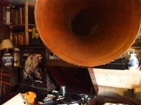 "Stand up & Sing Selection Pts 1 & 2" Played by Ray Stariita & Orch Col DX 218