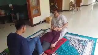 preview picture of video 'Pengobatan sharaf punggung Indonesia علاج الفقرات العنقية و الاعصاب'
