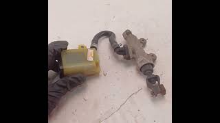 Vídeo de Cilindro Burrinho Freio Traseiro Honda Cbr 250 R 2012