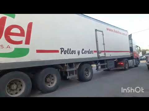 CAMIONES EN CIUDAD DE SAN FRANCISCO , CORDOBA , ARGENTINA , VIDEO 366