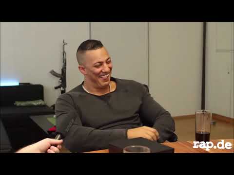 Farid Bang macht sich über Bushido den Hurensohn lustig xD