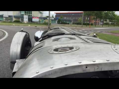 Bentley met Rolce Royce Merlin (27 liter!!) engine