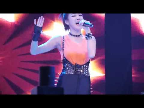 NS Yoonji sexy performance