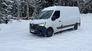 Renault Master cargo van | Image 4 - Autoline