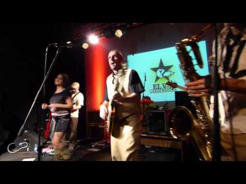 Videoclip de Raggapunkypartyrebelde (Ragga Punky Party Rebelde) (Remasterizado 2008) — Los Fabulosos Cadillacs