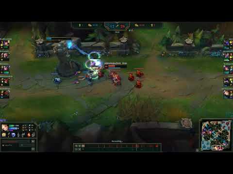 League Outplay lux vs Irelia