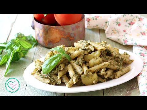 PASTA con PATATE e PESTO alla TRAPANESE