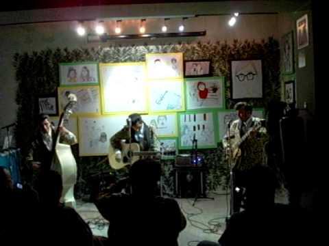 REBEL CATS ACUSTICO EN VERTIGO- EVERYBODY TRY TO BE MY BABY!