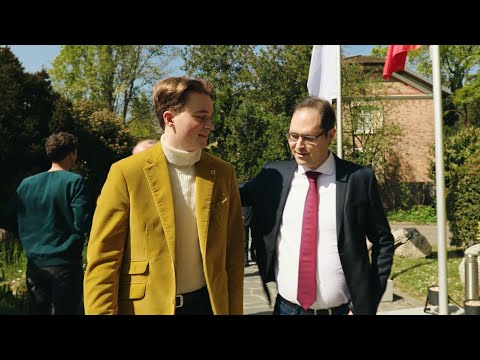 The beautiful relationship of Peter Leko and Vincent Keymer!