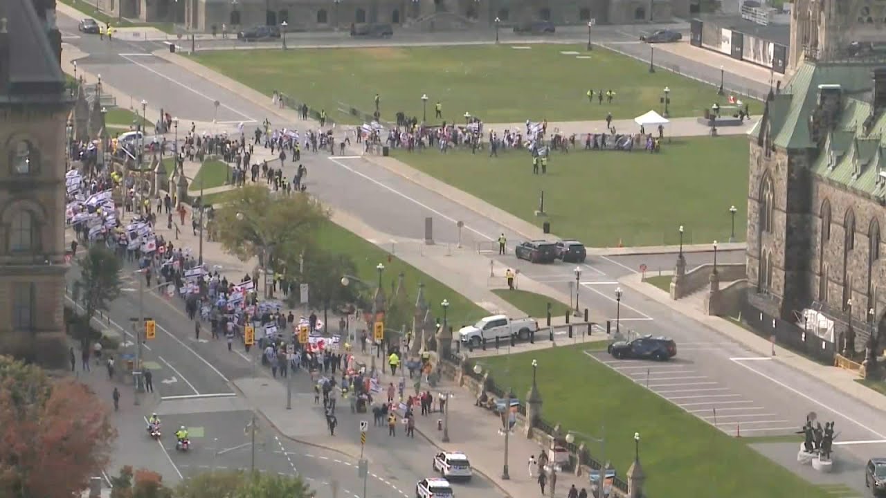 Rally held in Ottawa on the eve of Oct. 7 Hamas attack anniversary