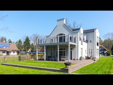 LANDHAUSVILLA im gregorianischen Stil zu verkaufen, Waldsiedlung in Lichtenau - Realis Chemnitz