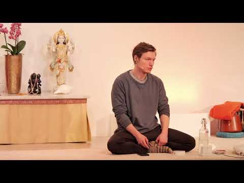 Fortgeschrittenes Pranayama mit Max - Yoga Vidya Ashram Live, 26.02.2022, 6:00 Uhr