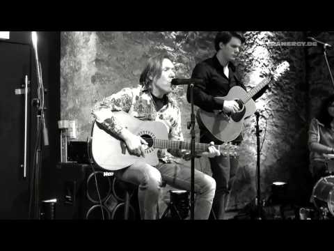 Nosie Katzmann - World in your hands (live)