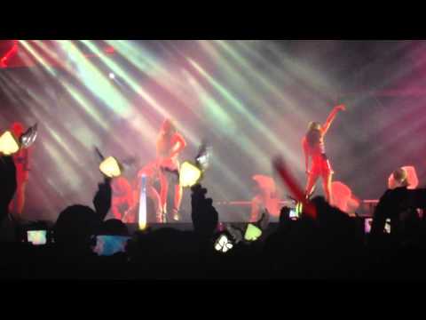 140823 AON in Bangkok - Do You Love Me (2ne1) @Tofu Music Festival 2014