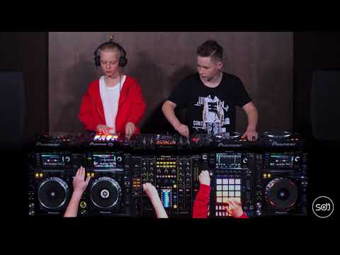 SDJStudio  Kirillov  & Fomin performance Pioneer DJ DJS-1000