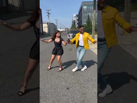 Sona Kitna Sona Hai - Hero No 1 #govinda #herono1 #sonakitnasona