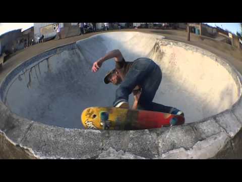 Rom pool in slow motion