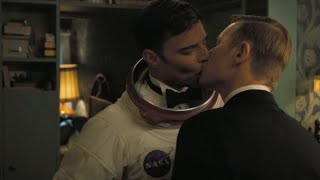 Download lagu Ricky Martin and Rick Cosnett [Gay Kiss Full Scene] mp3