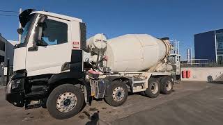 Renault C 380 + LIEBHERR 9m3 concrete mixer truck for sale - Image 4 | Machineryline TZ Renault C 380 + LIEBHERR 9m3 concrete mixer truck | Image 4 - Machineryline