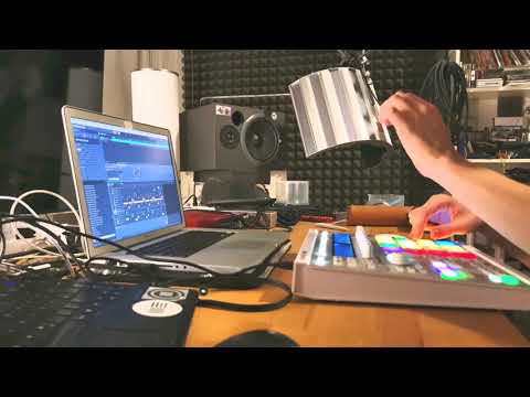 Agent ISSO - Fly (ISSOmental) (Official Studio Video)