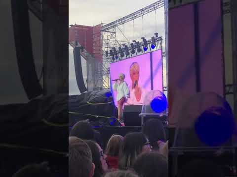 Alba Reche y Cami - Aquí Estoy (CCME)