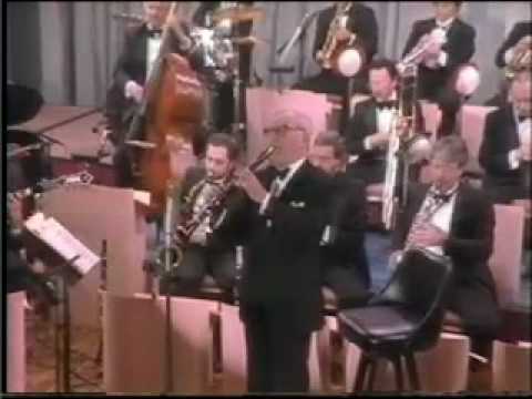 Benny Goodman Let's Dance - Don't Be That Way