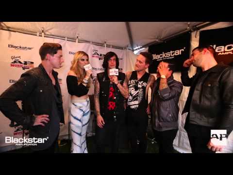 APMAs Blackstar Backstage Artist Lounge: Sleeping With Sirens interviewed by Juliet Simms